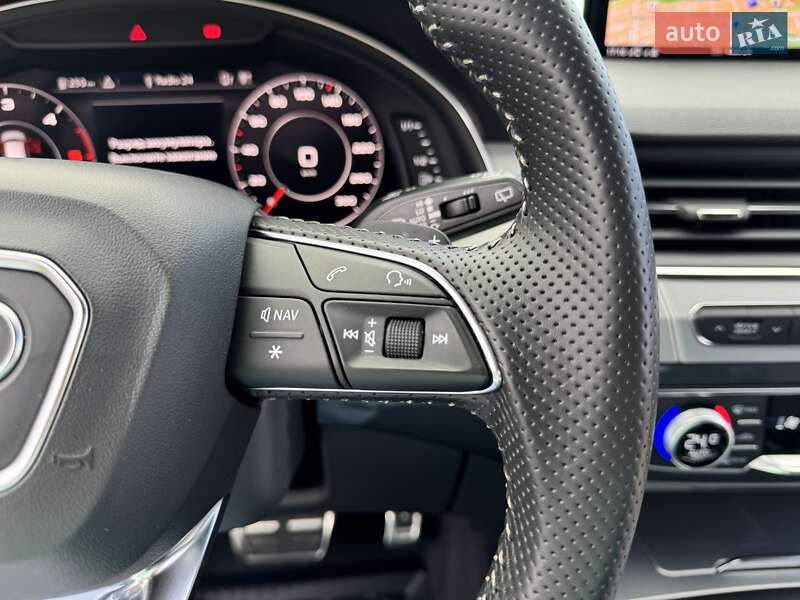 Позашляховик / Кросовер Audi Q7 2018 в Києві фото 64 Позашляховик / Кросовер Audi Q7 2018 в Києві