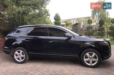 Внедорожник / Кроссовер Audi Q7 2015 в 