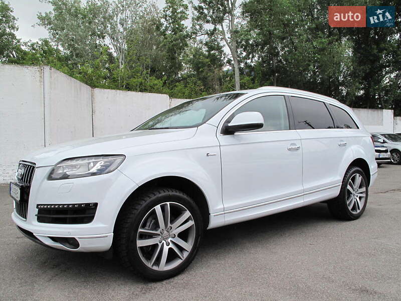 Позашляховик / Кросовер Audi Q7 2014 в Києві