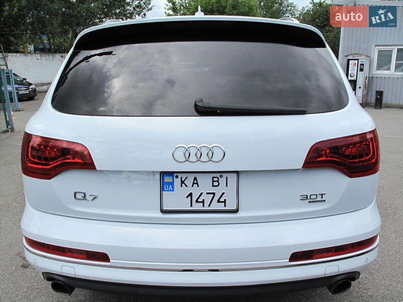 Позашляховик / Кросовер Audi Q7 2014 в Києві