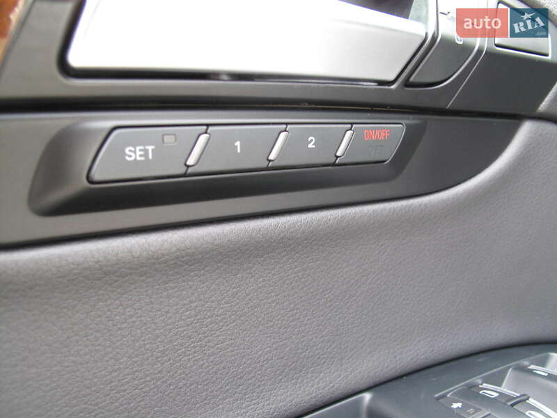 Позашляховик / Кросовер Audi Q7 2014 в Києві