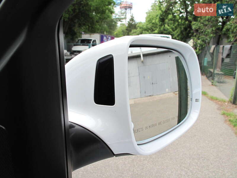 Внедорожник / Кроссовер Audi Q7 2014 в Киеве