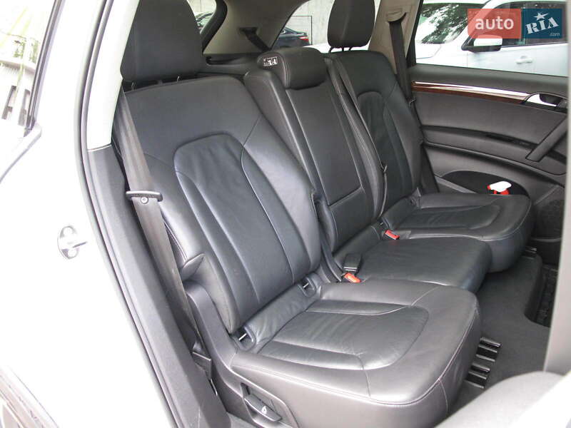 Внедорожник / Кроссовер Audi Q7 2014 в Киеве