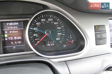 Внедорожник / Кроссовер Audi Q7 2014 в 