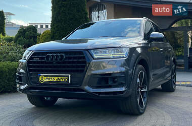 Внедорожник / Кроссовер Audi Q7 2019 в 