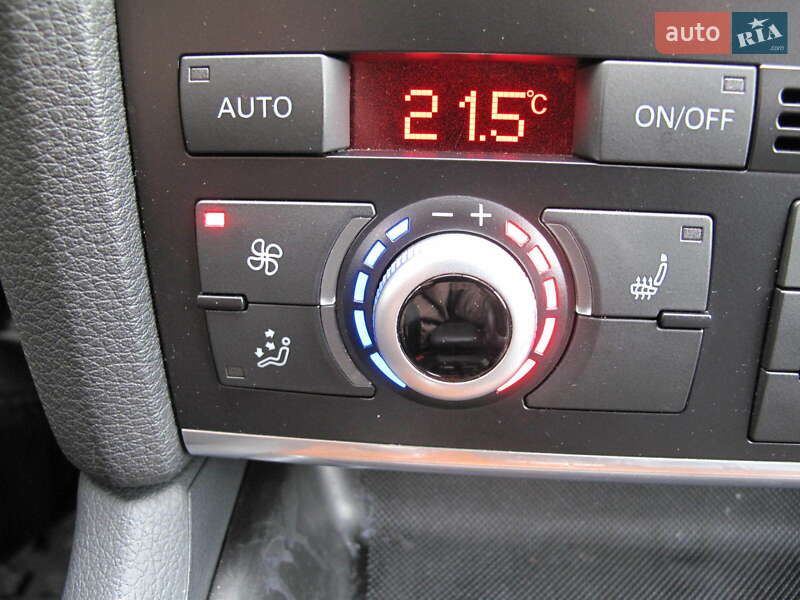 Внедорожник / Кроссовер Audi Q7 2014 в Киеве