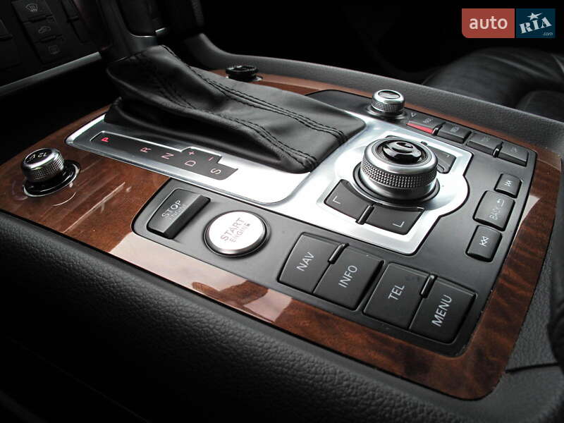 Позашляховик / Кросовер Audi Q7 2014 в Києві