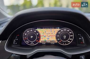 Позашляховик / Кросовер Audi Q7 2018 в 