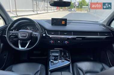 Внедорожник / Кроссовер Audi Q7 2015 в Киеве