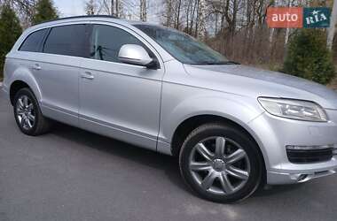 Внедорожник / Кроссовер Audi Q7 2008 в 