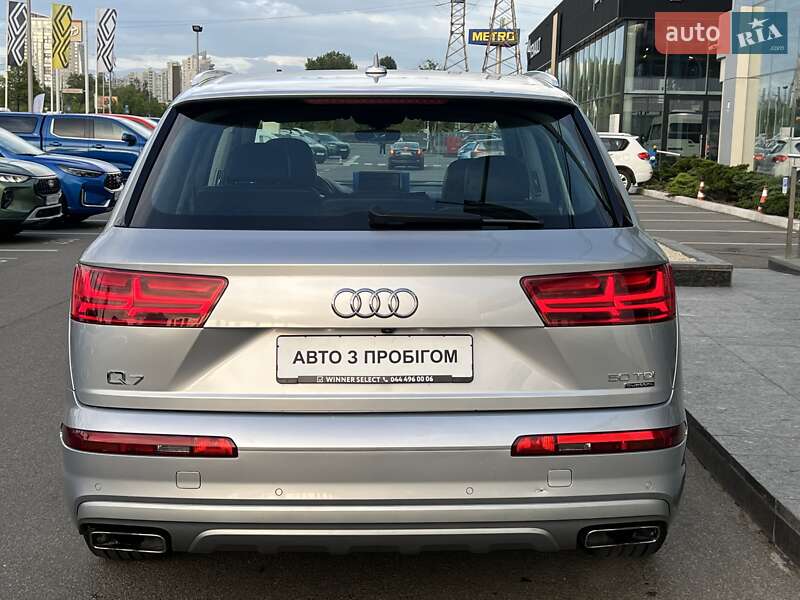 Внедорожник / Кроссовер Audi Q7 2018 в Киеве