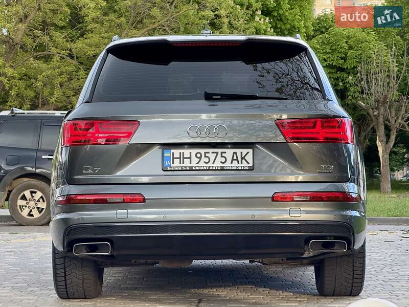 Позашляховик / Кросовер Audi Q7 2018 в Одесі
