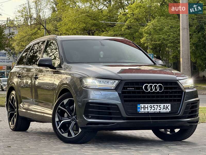 Позашляховик / Кросовер Audi Q7 2018 в Одесі
