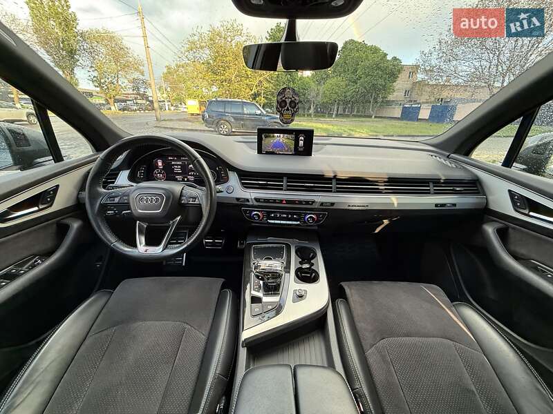 Позашляховик / Кросовер Audi Q7 2018 в Одесі