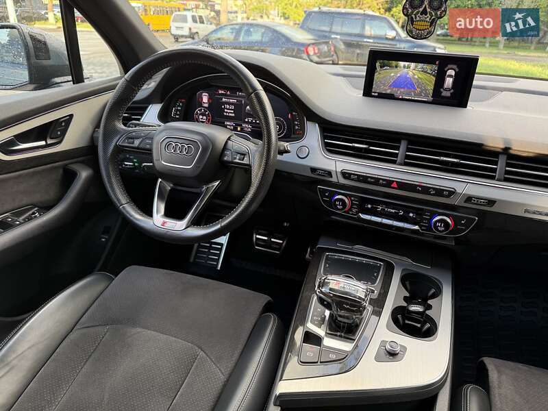 Позашляховик / Кросовер Audi Q7 2018 в Одесі
