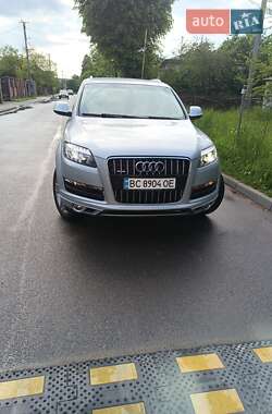 Позашляховик / Кросовер Audi Q7 2010 в 