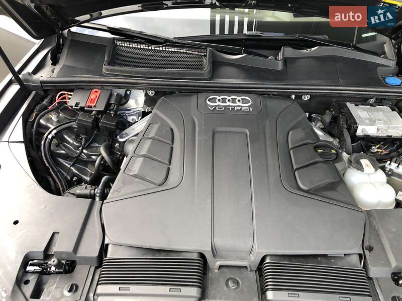 Внедорожник / Кроссовер Audi Q7 2018 в Киеве