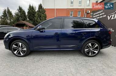 Внедорожник / Кроссовер Audi Q7 2020 в 