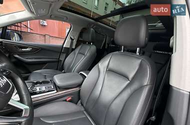 Внедорожник / Кроссовер Audi Q7 2020 в 