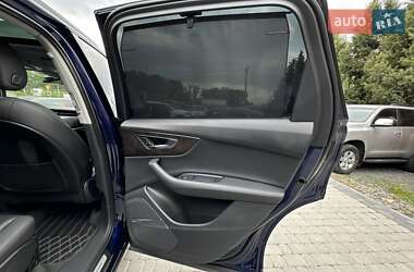 Внедорожник / Кроссовер Audi Q7 2020 в 