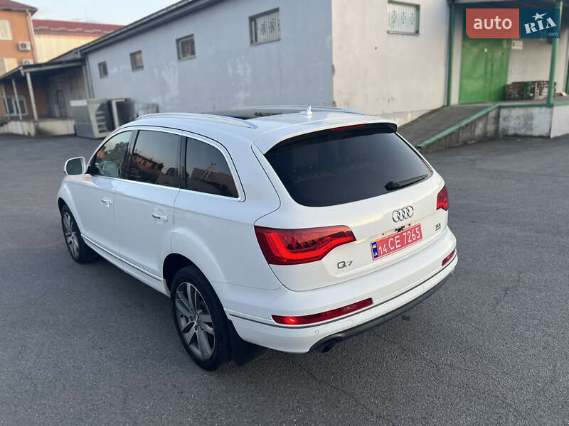 Внедорожник / Кроссовер Audi Q7 2011 в Ужгороде