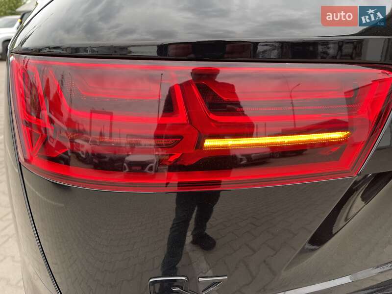 Внедорожник / Кроссовер Audi Q7 2016 в Черновцах