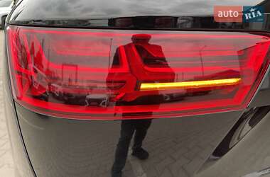 Внедорожник / Кроссовер Audi Q7 2016 в 