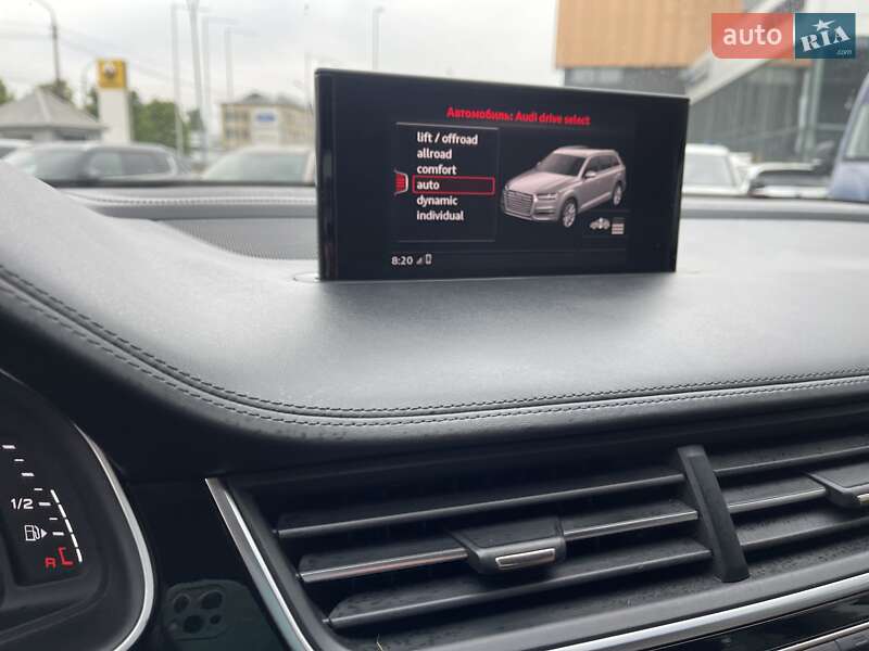 Внедорожник / Кроссовер Audi Q7 2016 в Черновцах