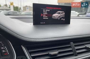 Внедорожник / Кроссовер Audi Q7 2016 в 