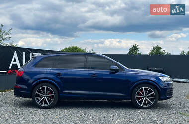 Внедорожник / Кроссовер Audi Q7 2019 в 
