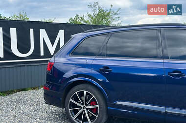 Внедорожник / Кроссовер Audi Q7 2019 в 