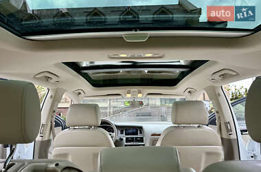 Внедорожник / Кроссовер Audi Q7 2011 в 