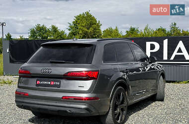 Внедорожник / Кроссовер Audi Q7 2020 в 