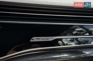 Внедорожник / Кроссовер Audi Q7 2020 в 