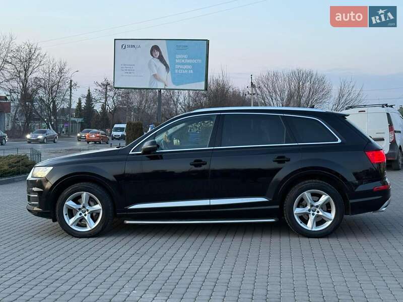 Внедорожник / Кроссовер Audi Q7 2017 в Хмельницком