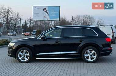 Внедорожник / Кроссовер Audi Q7 2017 в 