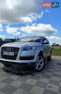 Позашляховик / Кросовер Audi Q7 2010 в 
