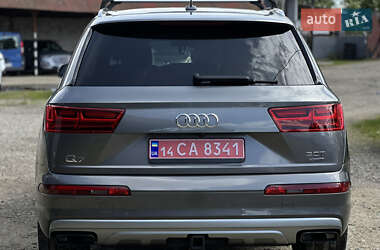 Внедорожник / Кроссовер Audi Q7 2017 в 