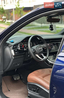 Внедорожник / Кроссовер Audi Q7 2021 в 