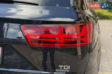 Внедорожник / Кроссовер Audi Q7 2018 в 