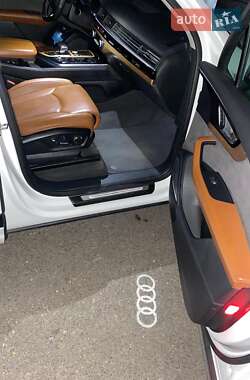 Внедорожник / Кроссовер Audi Q7 2016 в 
