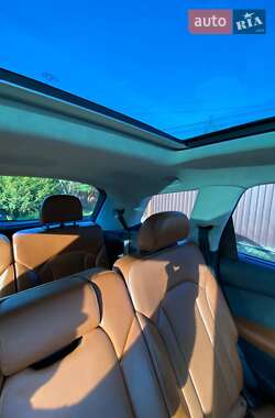 Внедорожник / Кроссовер Audi Q7 2016 в 