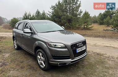 Внедорожник / Кроссовер Audi Q7 2010 в Малине