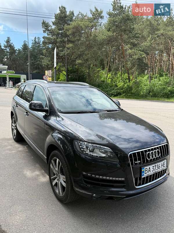 Позашляховик / Кросовер Audi Q7 2011 в Кропивницькому