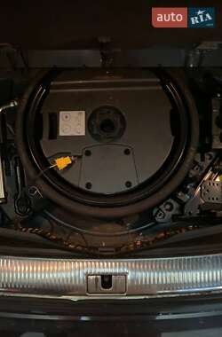 Внедорожник / Кроссовер Audi Q7 2011 в 