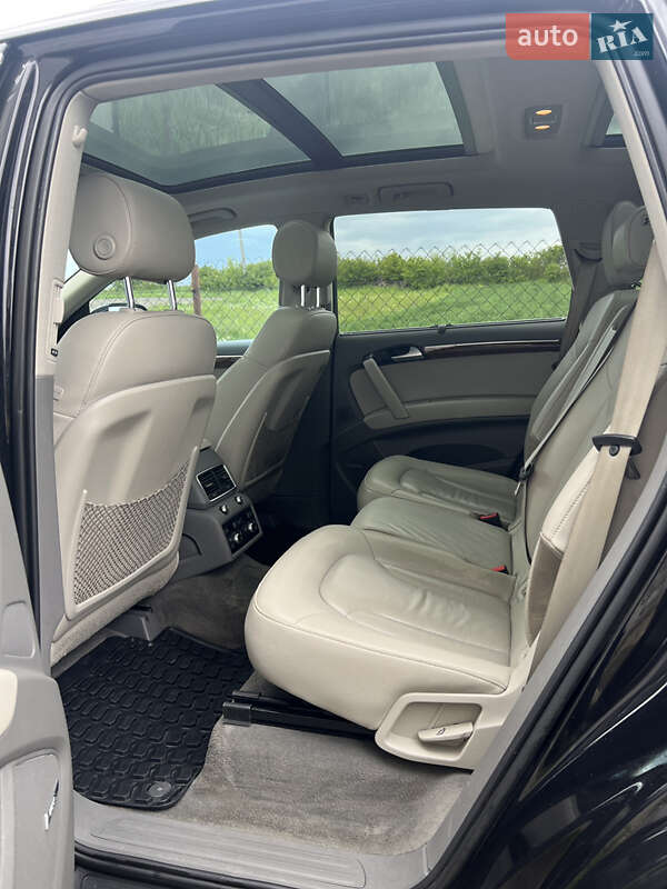 Внедорожник / Кроссовер Audi Q7 2013 в Золочеве