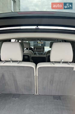 Внедорожник / Кроссовер Audi Q7 2013 в 