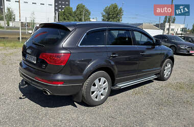 Внедорожник / Кроссовер Audi Q7 2013 в 