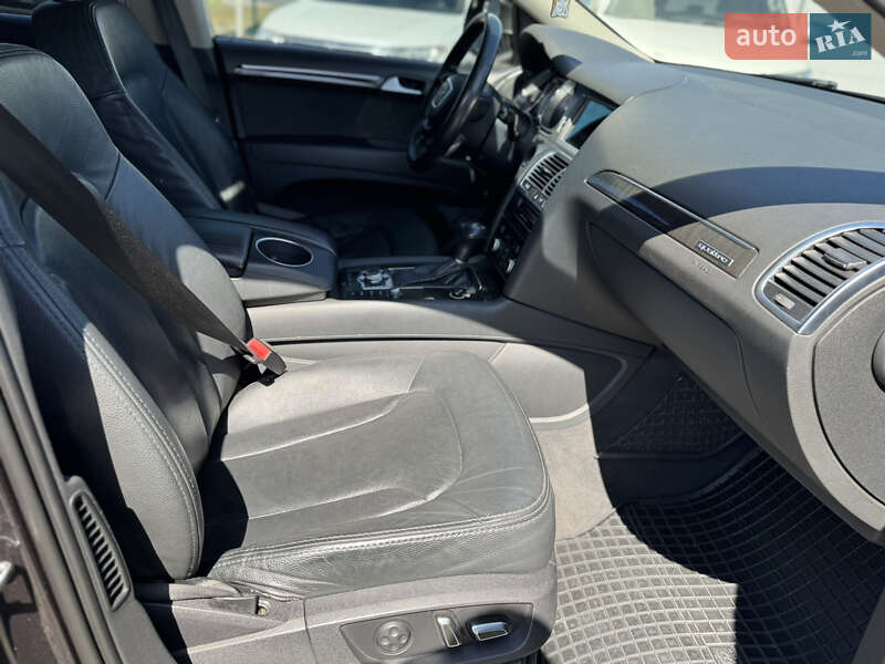 Внедорожник / Кроссовер Audi Q7 2013 в Черкассах