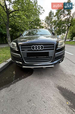 Внедорожник / Кроссовер Audi Q7 2007 в 